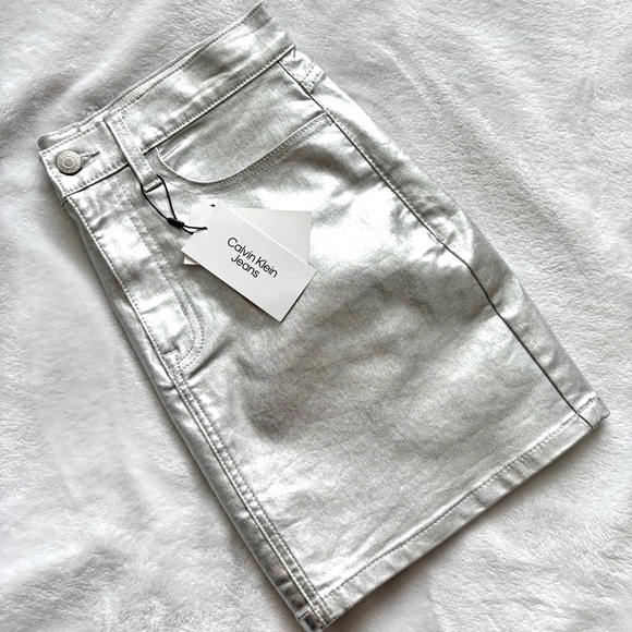 CALVIN KLEIN Metallic Silver Mini Skirt--NWT--26 - Picture 13 of 16